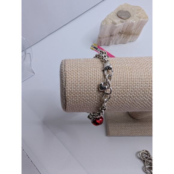 Brighton Broadway Charm Bracelet Red Apple Taxi NYC Silver Tone 7.5in - Picture 2 of 7